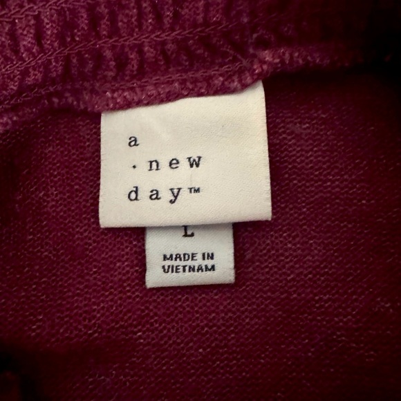 A New Day Burgundy Ruffled Neckline Long Sleeve Knit Stylish Sweater size Large - Picture 5 of 6